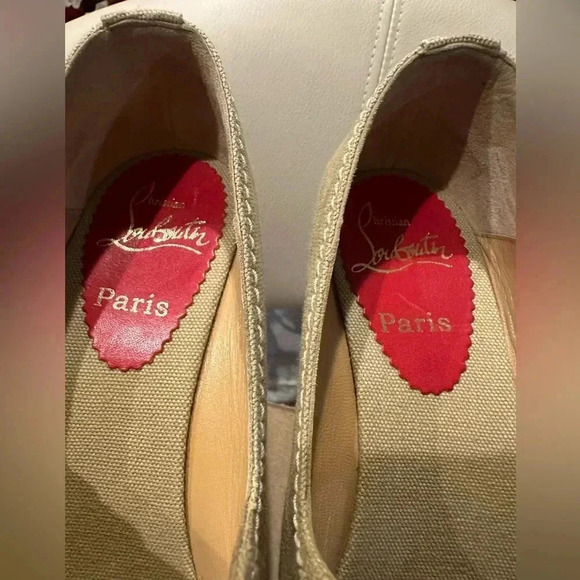 Christian Louboutin Paris Mallorca Beige Wedge Espadrille Heels size 39 - Picture 9 of 12